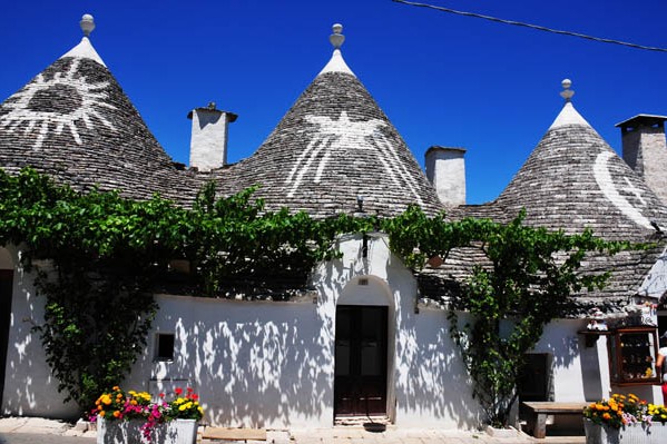 Home 49 Trulli Haus, Dach, Alberobello, Tür, Eingang, Bank, Wein, Weltkulturerbe